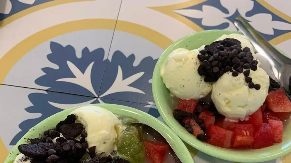 Nikmati es teler dengan topping berlimpah di Es Cream Setia. (Latifatul Nabila / Google Maps)