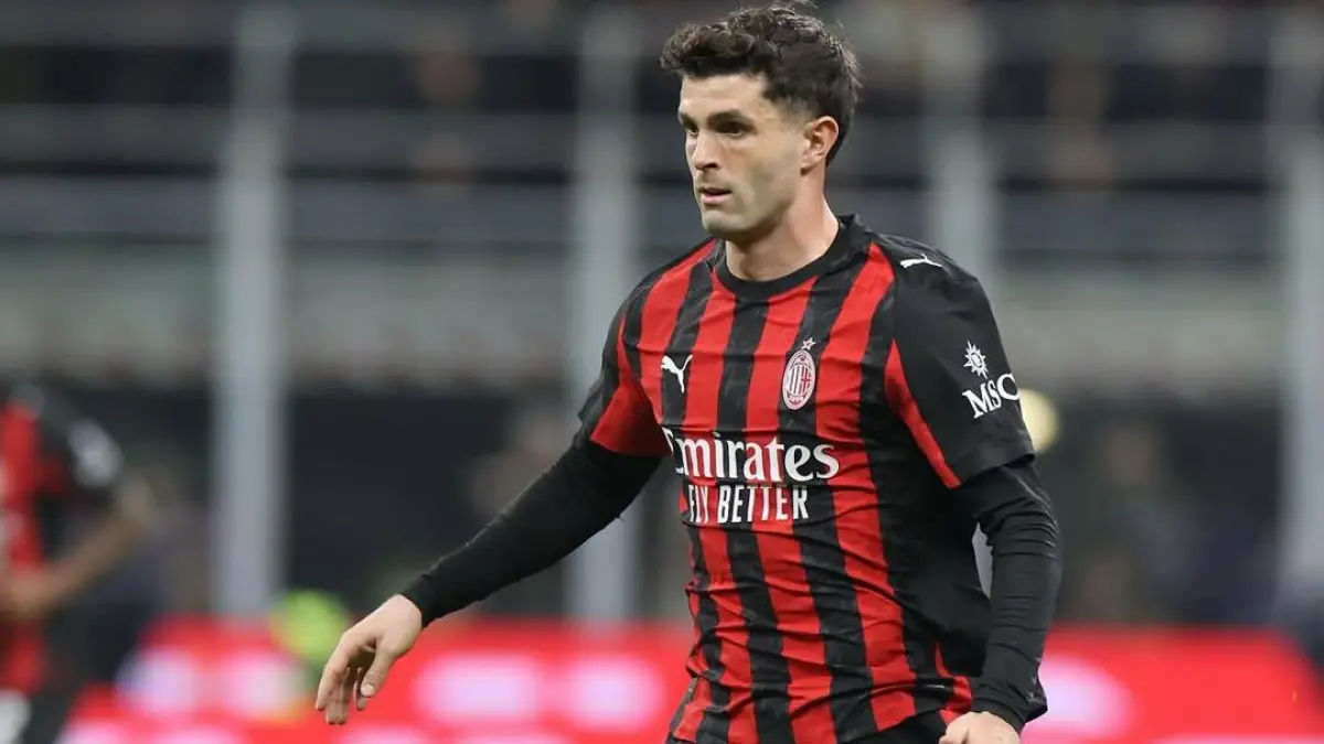 AC Milan Dikabarkan akan Hadapi Chelsea di SUGBK Agustus 2026. Rumor ini memicu antusiasme tinggi pencinta sepak bola Tanah Air, meski hingga kini belum ada konfirmasi resmi dari pihak klub maupun panitia. (Instagram @acmilan)