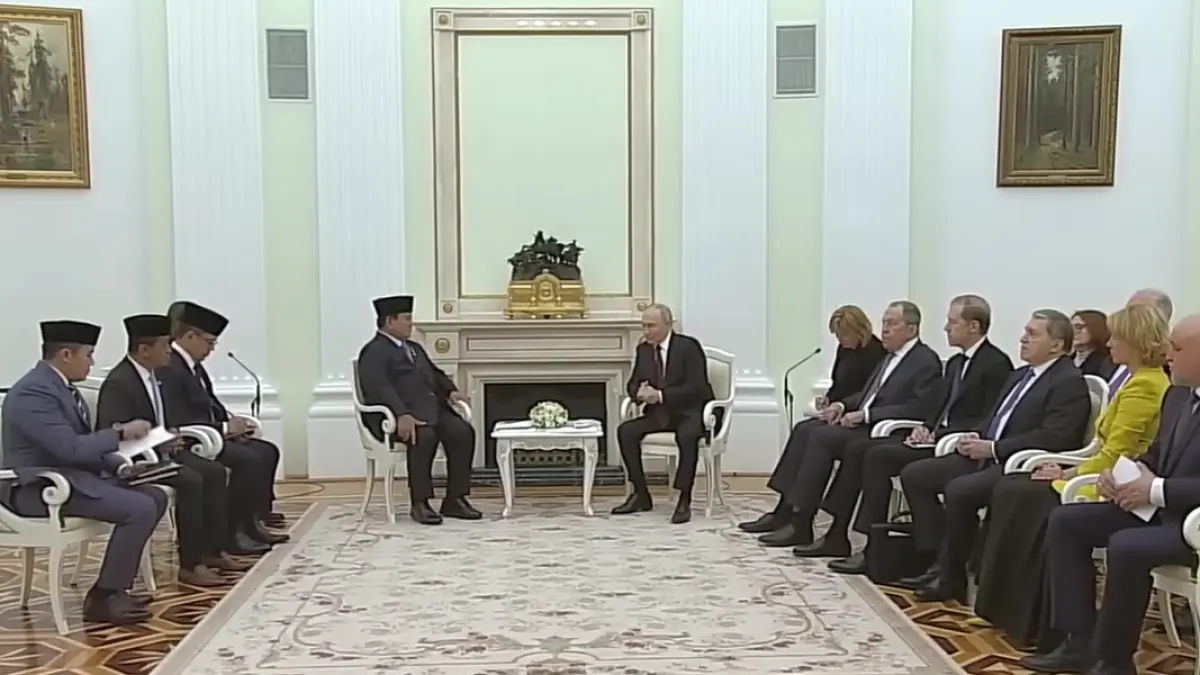 BAHAS ISU POLITIK: Presiden Prabowo Ajak Putin Konsultasi Terkait Perubahan Cepat Geopolitik Dunia. (Youtube: Sekretariat Presiden)
