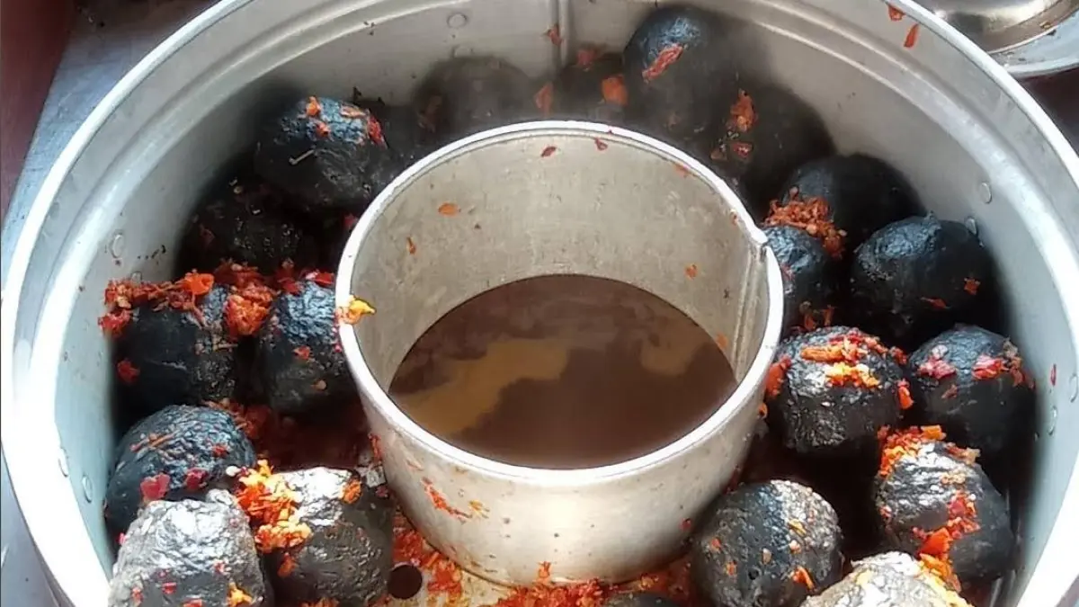 Bakso hitam pertama di Malang. (Juni Budi / Google Maps)