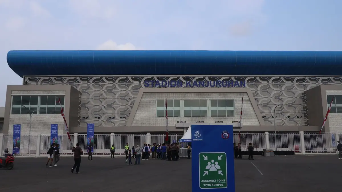 DIHARAPKAN GANTI VENUE: Yayasan Keadilan Tragedi Kanjuruhan menolak laga Arema FC melawan Persebaya Surabaya berlangsung di Stadion Kanjuruhan. (Foto: Darmono)