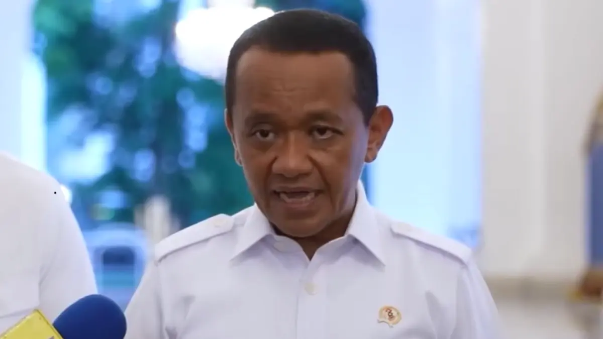 KUNCI DIPLOMASI: Ekonomi Bebas Aktif Jadi Kunci Indonesia Amankan Stok BBM dari Rusia. (Youtube: VIVA.CO.ID)