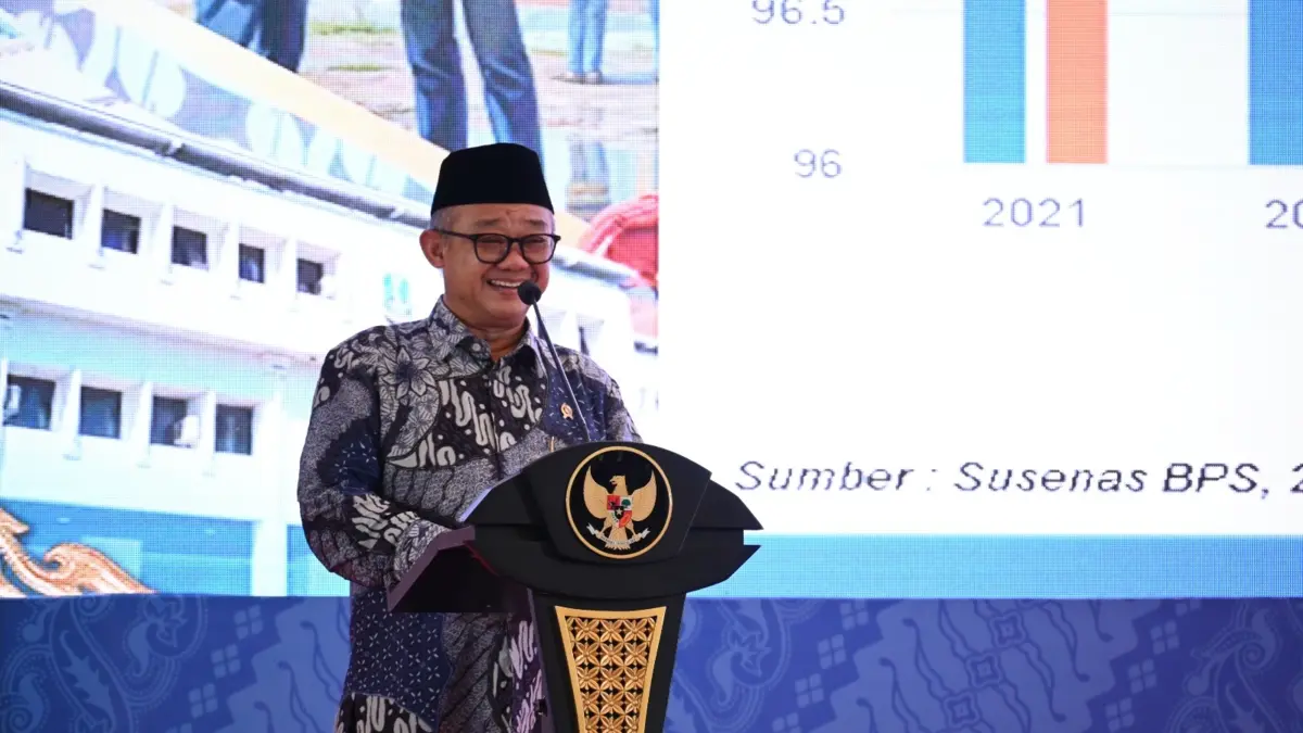 JATIM CERDAS: Mendikdasmen mengungkap bahwa modernisasi sekolah Jawa Timur menunjukkan capaian signifikan. (Dok. Mendikdasmen)