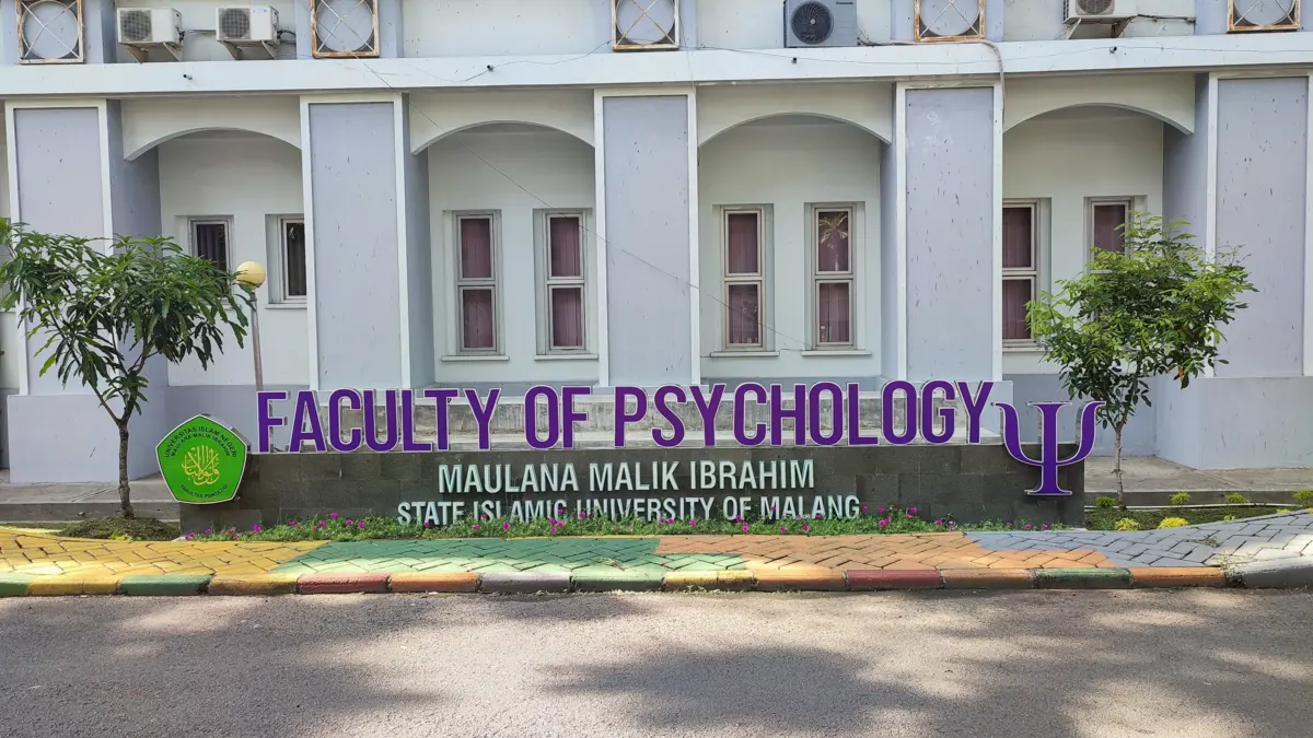 JURUSAN FAVORIT: Salah satu ilmu yang sangat aplikatif dalam kehidupan sehari-hari karena meningkatkan soft skills seperti empati. (LinkedIn Lab. Psikologi UIN)