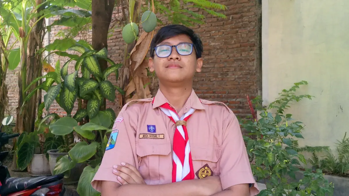 M. Fatichul Firdaus ketika berseragam MAN 1 Pasuruan. Dia menjadi calon mahasiswa baru UM termuda yang lolos lewat jalur SNBP 2026. (Dokumen M. Fatichul Firdaus)