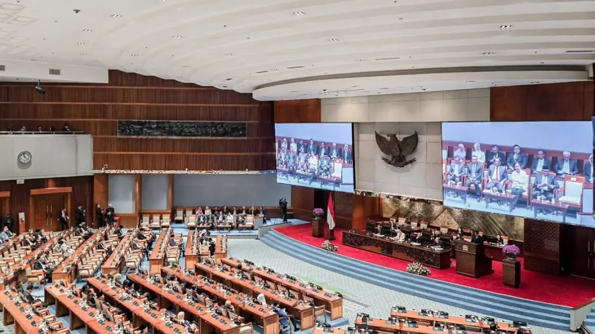 Sejumlah partai politik memberikan tanggapan terhadap usulan Yusril Ihza terkait ambang batas parlemen. (@supratman08)