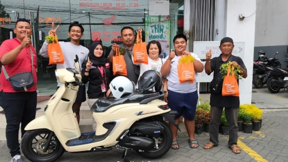 DEDIKASI: MPM Honda Jatim melibatkan sejumlah kegiatan bersama konsumen setianya.