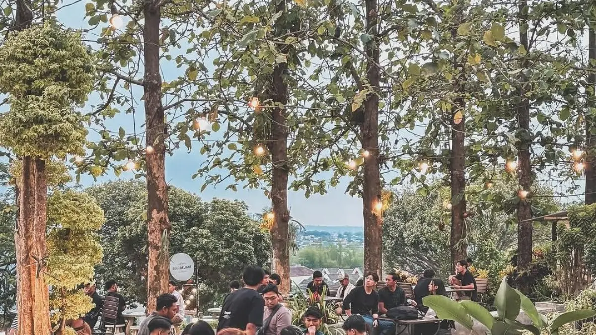 Nongkrong bersama alam di Bukit Delight. (Instagram @bukitdelight)