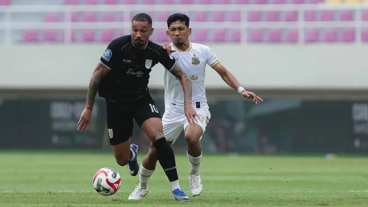 Persis Solo sukses keluar dari zona degradasi usai menaklukkan Bhayangkara Presisi Lampung FC dengan skor 2-1 di Stadion Manahan, Solo, Rabu (22/4/26). (Instagram @persisofficial)