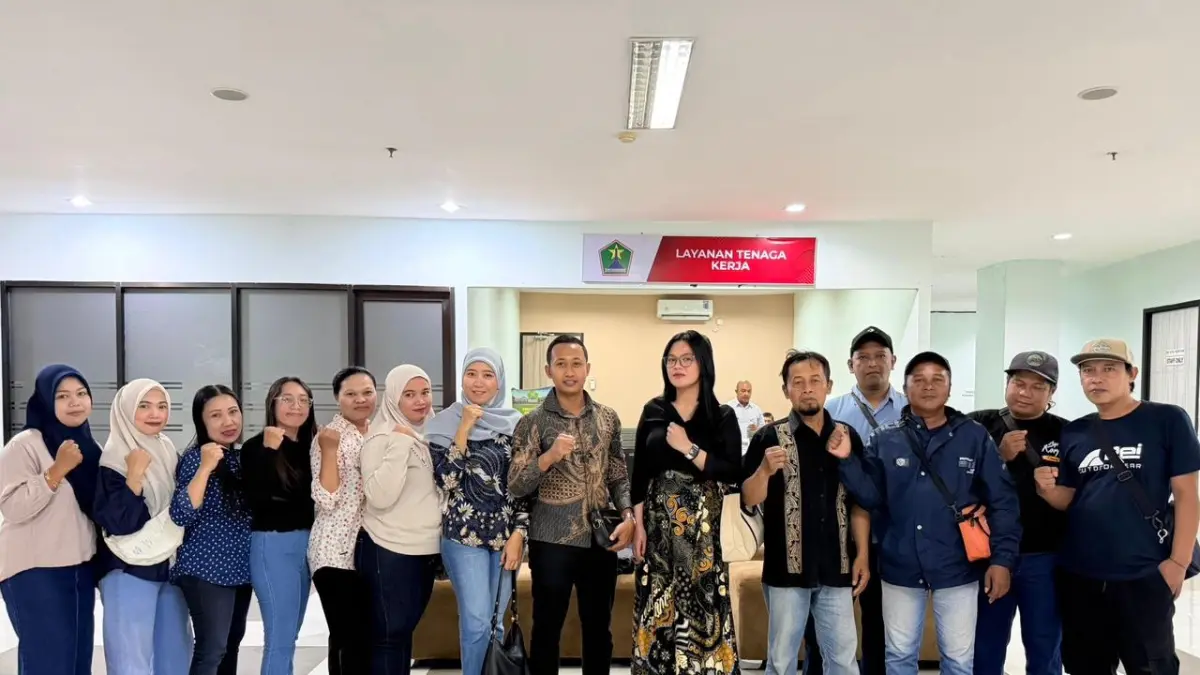 TUNTUT KEADILAN: 24 mantan pekerja mengajukan permohonan penyelesaian tripartit ke Dinas Tenaga Kerja, Penanaman Modal, dan Pelayanan Terpadu (DPMPTPSP) Kota Malang.