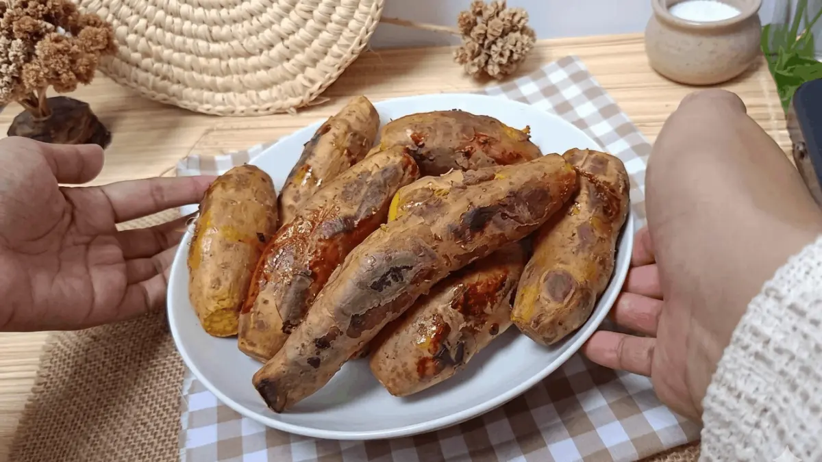 Ubi madu atau ubi cilembu alternatif snack sehat dengan manis alami (Source: Youtube)