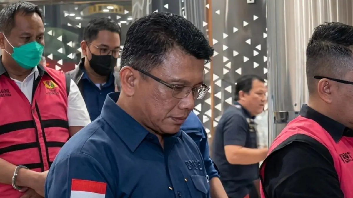 DIBUI: Ketiga tersangka ditetapkan dengan Pasal 603 dan pasal 604 Undang-Undang Tindak Pidana Korupsi. (Sumber: Istimewa)