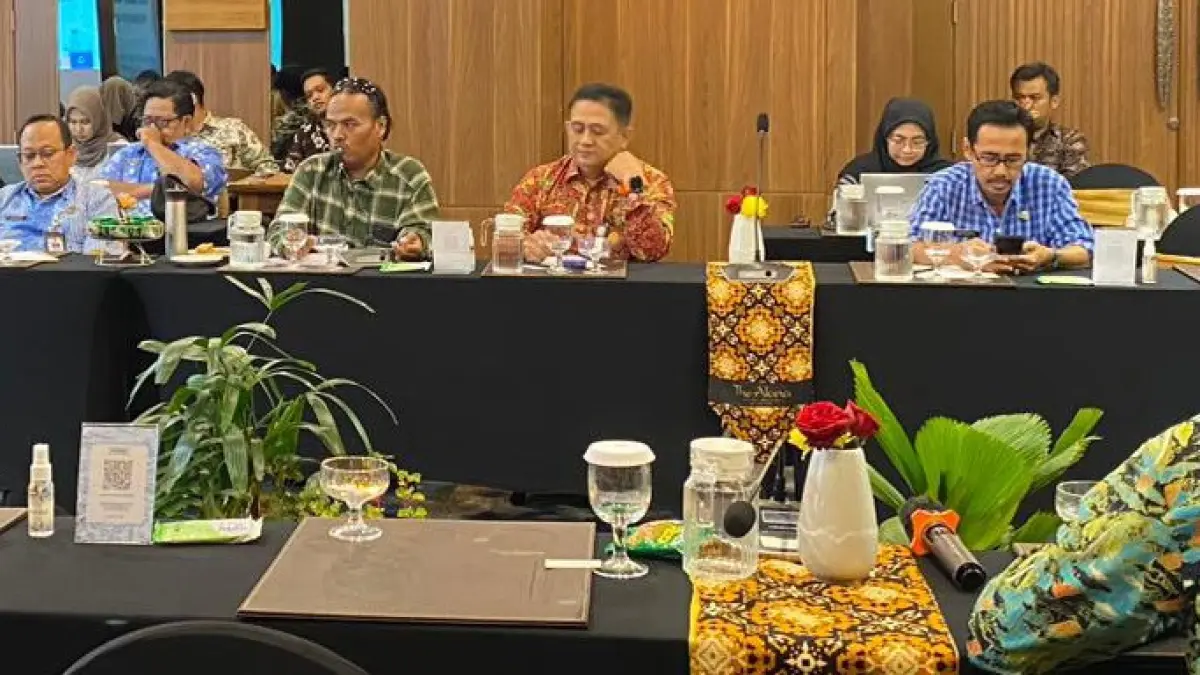 CARI SOLUSI BERSAMA: Peserta Stakeholder Meeting Alliance for Water Stewardship (AWS) 2026 menguatkan komitmen dalam menjaga keberlangsungan lingkungan dan tata kelola air.