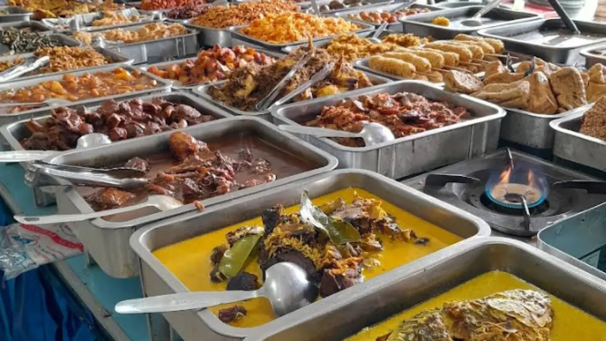 Rekomendasi warteg buat mahasiswa yang suka lapar mendadak. (Ismina Dwi / Google Maps)