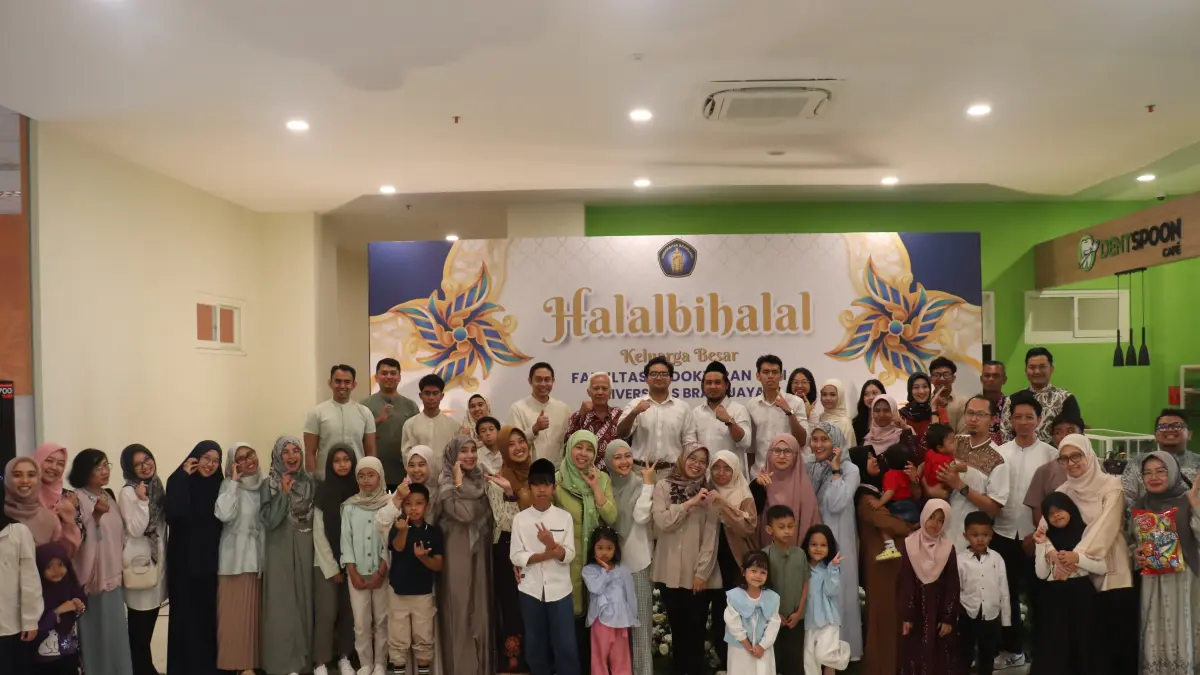 ANTUSIAS: Seluruh keluarga besar FKG UB, mulai dari pimpinan, dosen, tenaga kependidikan, hingga keluarga turut hadir dalam acara ini.