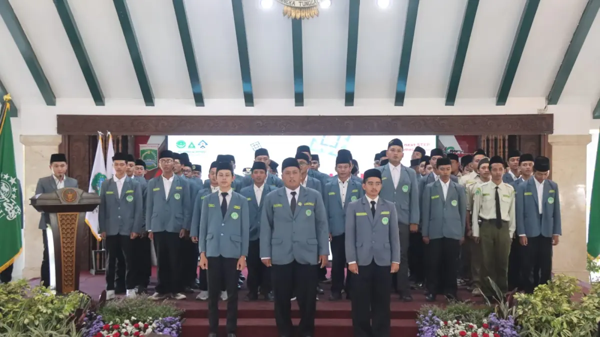 DILANTIK: Pengurus Cabang ikatan pelajar nahdlatul ulama (IPNU) XXI dan ikatan pelajar putri nahdlatul ulama (IPPNU) XX Kabupaten Malang Foto: Prokopim Kabupaten Malang
