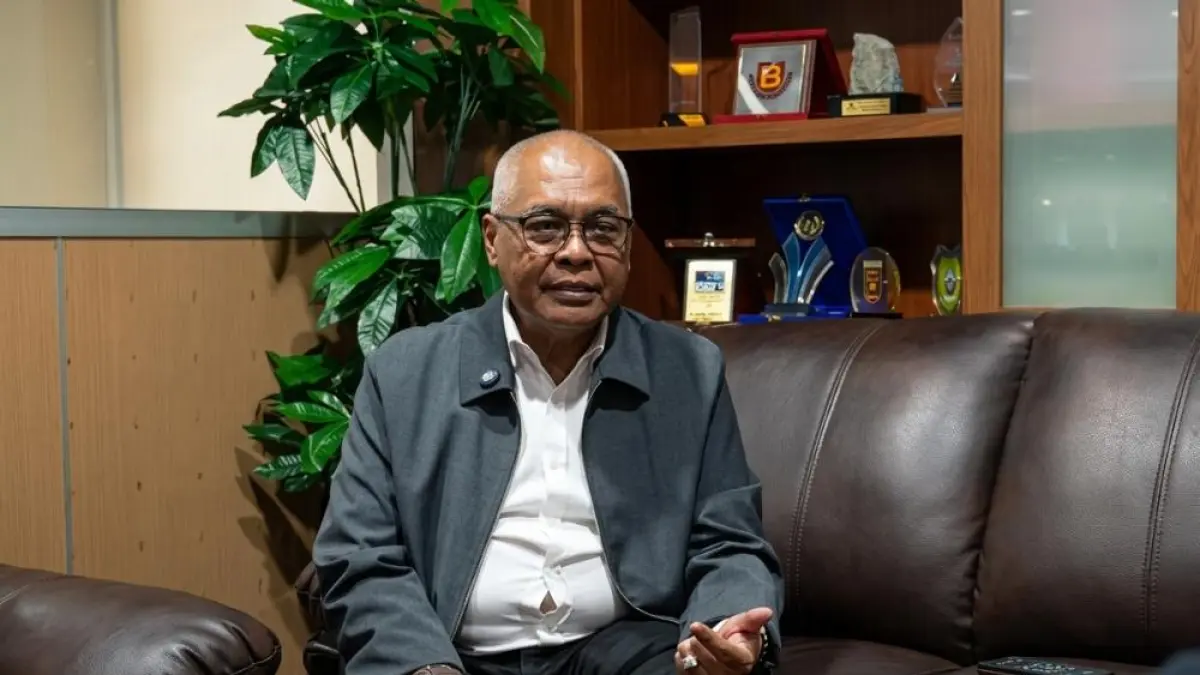 KONTRIBUSI REGIONAL: Ketua Umum PWI Pusat, Akhmad Munir pimpin delegasi Indonesia dalam General Assembly CAJ di Kuala Lumpur, Malaysia. Pertemuan ini bertujuan memperkuat kolaborasi jurnalis se-Asia Tenggara. (Sumber: Istimewa)