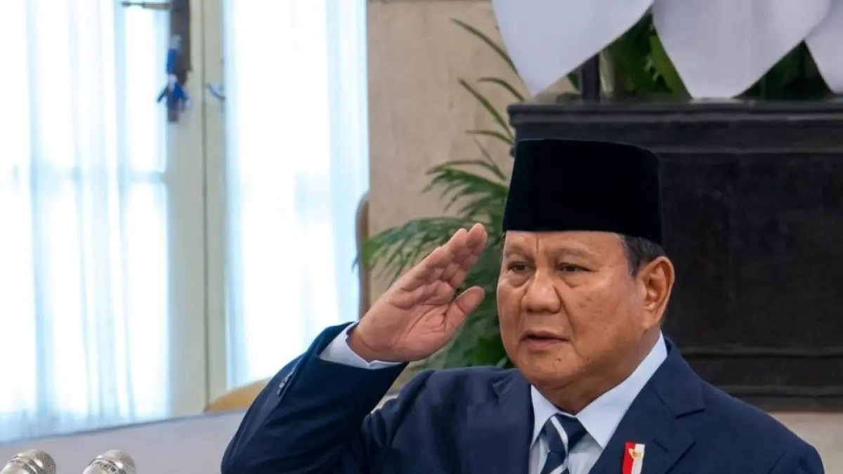 RESMI DIKUKUHKAN: Presiden Prabowo Subianto lantik jajaran pejabat baru dalam reshuffle kabinet di Istana Negara, Jakarta, Senin (27/4/2026). (Sumber: Istimewa)