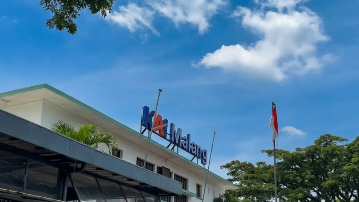 ⁠Liburan ke Malang Naik Kereta, Harus Turun di Stasiun Mana? Ini Penjelasan Lengkapnya!