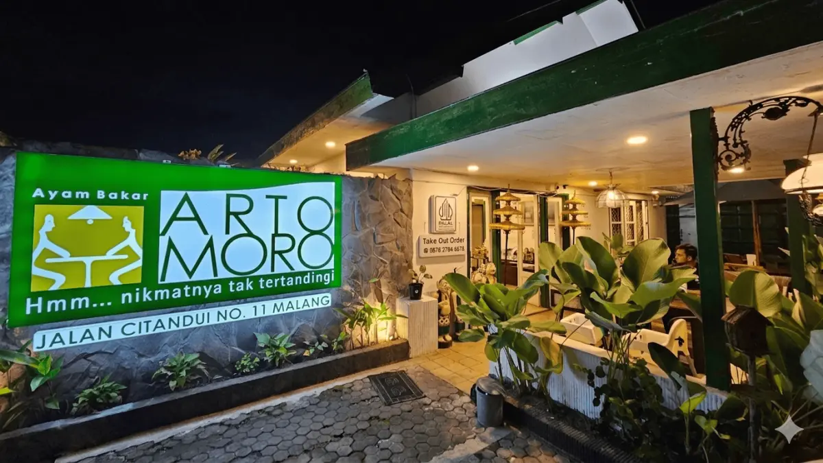 Restoran Ayam Bakar Arto Moro. (Evan / Google Maps)