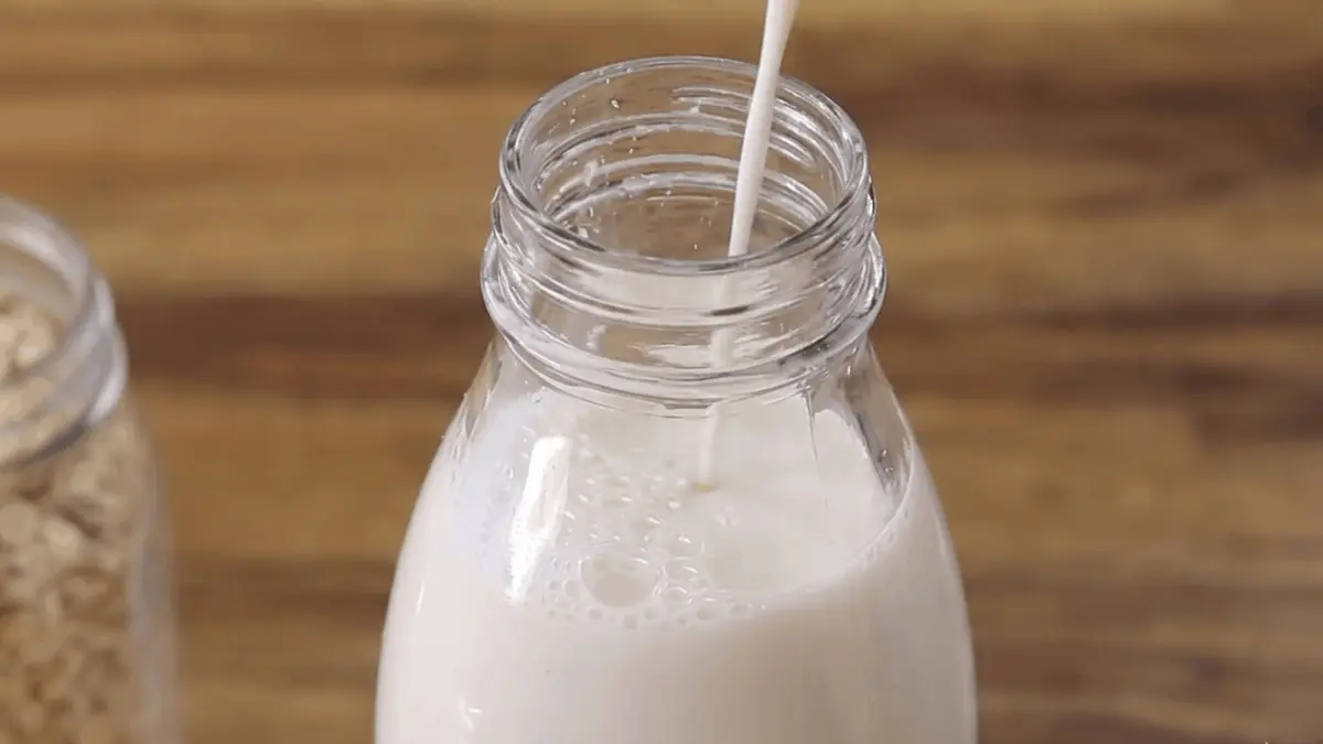Oat Milk Lebih Sehat dari Susu Sapi? Jangan Tertipu Ini Faktanya! (Source: YT)