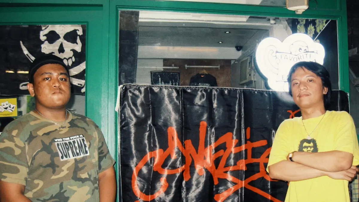 Dakara Jiwanta Afiadi (kiri) dan Agan Juniar Iksar, penggagas brand bergaya streetwear Conflict X. (Dokumen Conflict X)