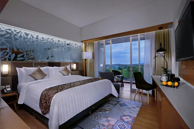 Kamar Deluxe The Alana Hotel & Conference Center