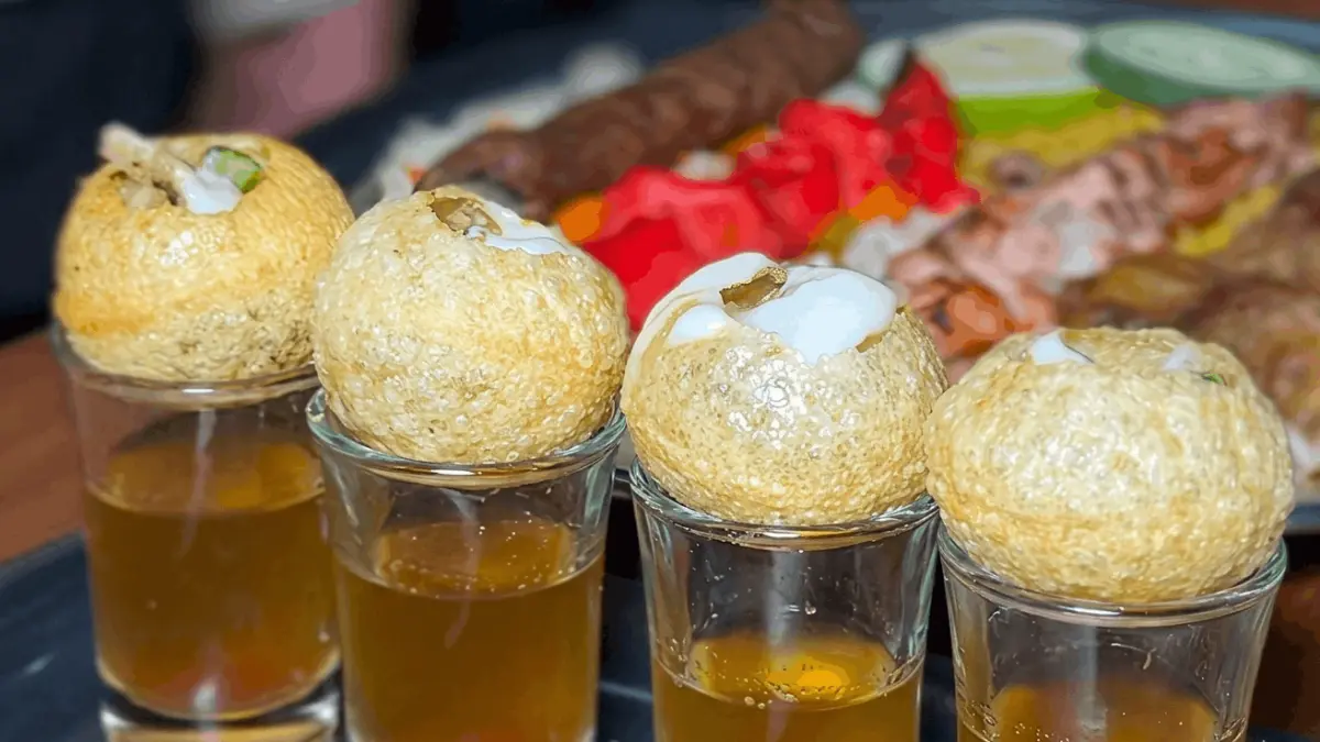 Keliling Dunia Lewat Rasa: Deretan Kuliner Mancanegara di Malang yang Wajib Dicoba (Source: TikTok/@QueenaArrachim)