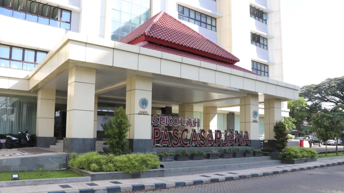 PASCASARJANA UM: Berfokus pada keunggulan akademik, riset, dan kependidikan. (pasca.um.ac.id)