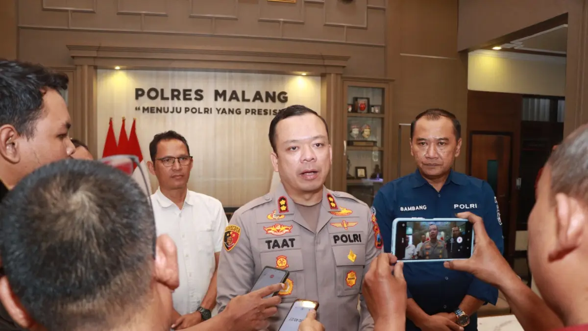 Kapolres Malang AKBP Muhammad Taat Resdi 