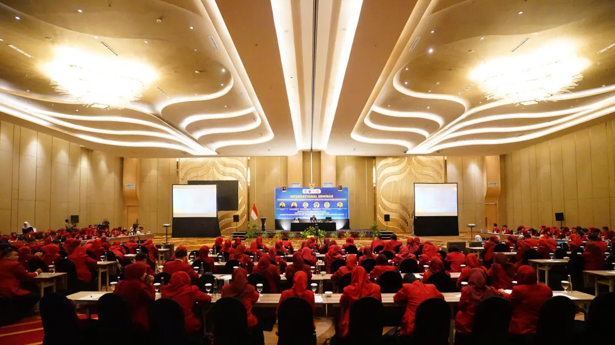 Seminar internasional PPG UMM ajari mahasiswa hadapi tantangan pendidikan masa depan.
