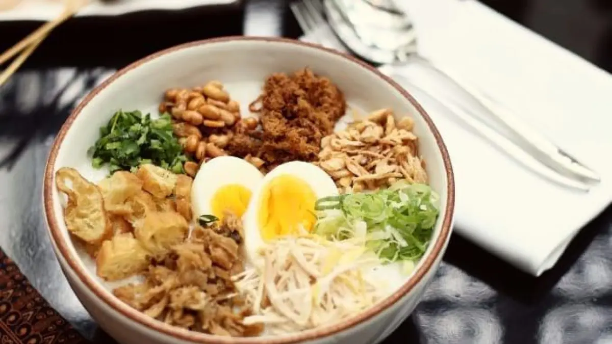 Bubur ayam legendaris di Malang. (Pinterest)