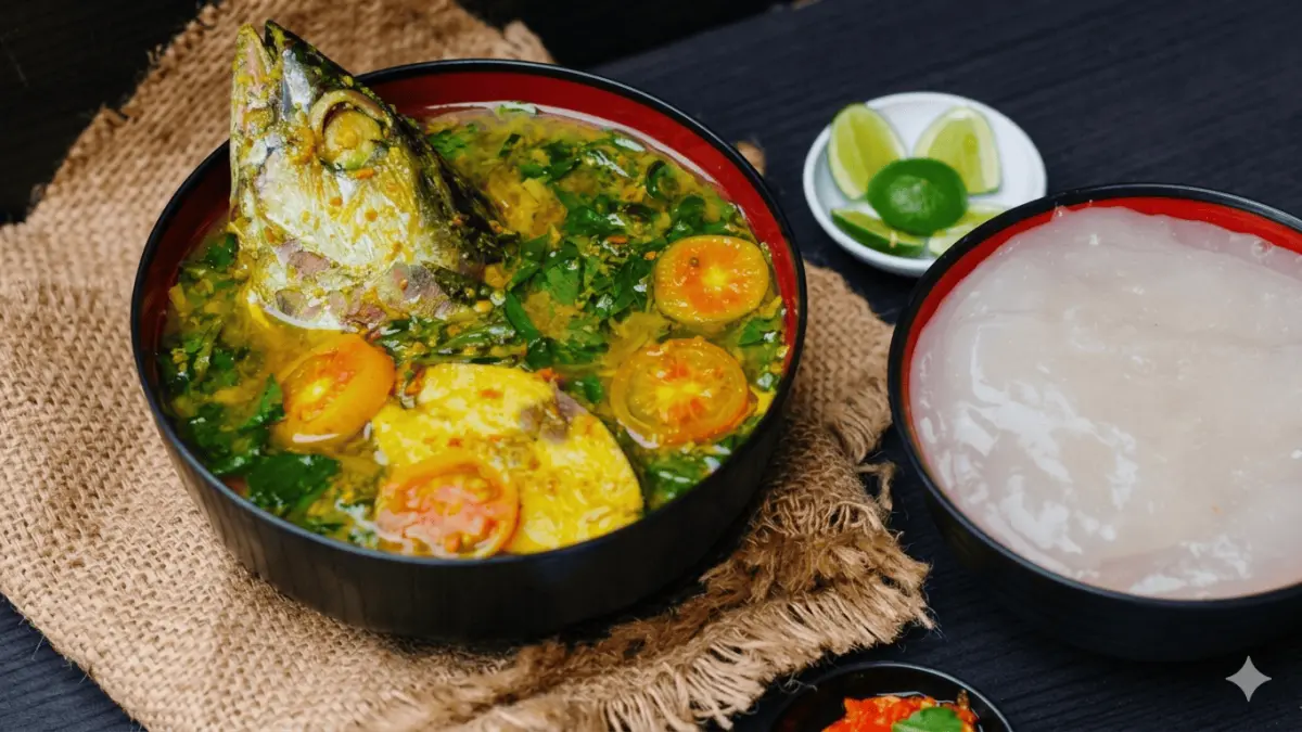 Sajian Papeda dan Ikan Kuah Kuning dengan rempah melimpah. (Tradisi Kuliner / Google)