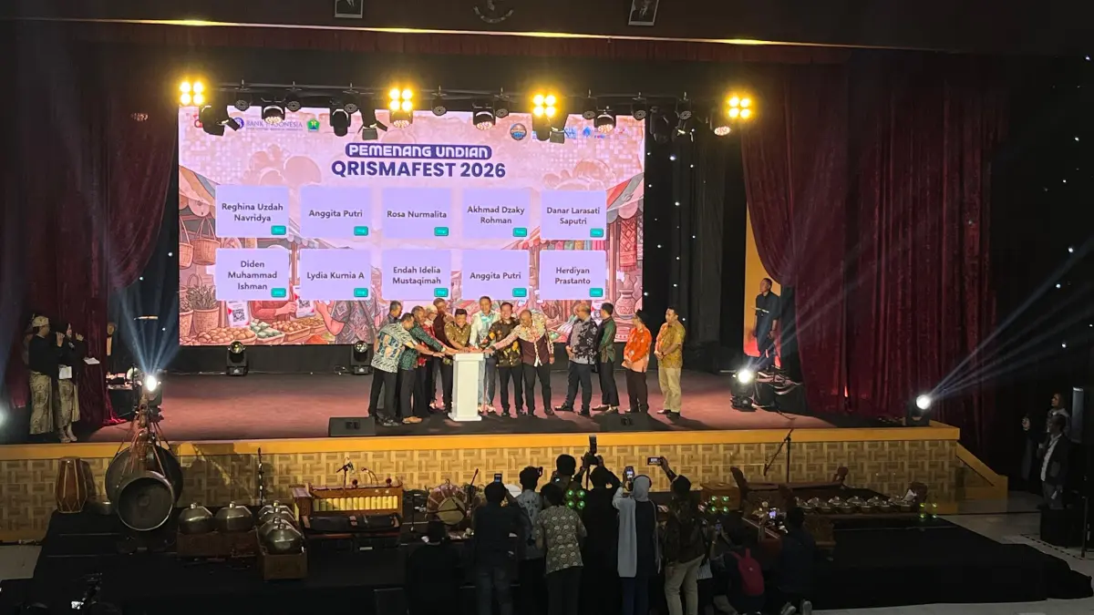 SEMARAK: Rangkaian peringatan Hari Jadi Kota Malang yang Ke-112 dengan pesta tumpeng sekaligus mengikuti pengumuman pemenang QRISMA-FEST 2026 dari Bank Indonesia Cabang Malang.FOTO NAHDIATUL AFFANDIAH/RADAR MALANG