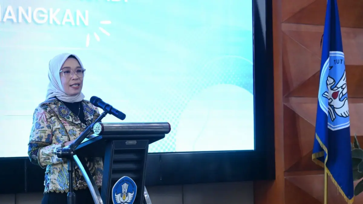 DIRJEN GTK: Nunuk Suryani pastikan guru di Indonesia mendapatkan penaataan agar kebutuhan guru non-ASN tetap terpenuhi. (Dok. Kemendikdasmen)