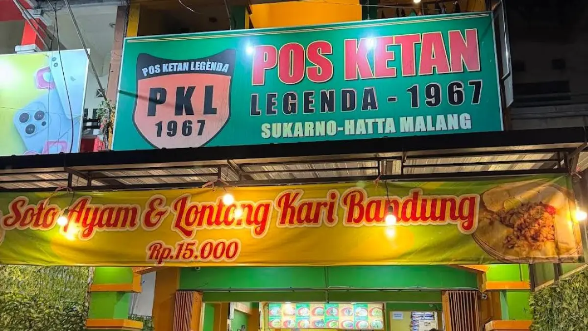 Kedai ketan bubuk legendaris di Kota Malang. (Davi Apriko / Google Maps)