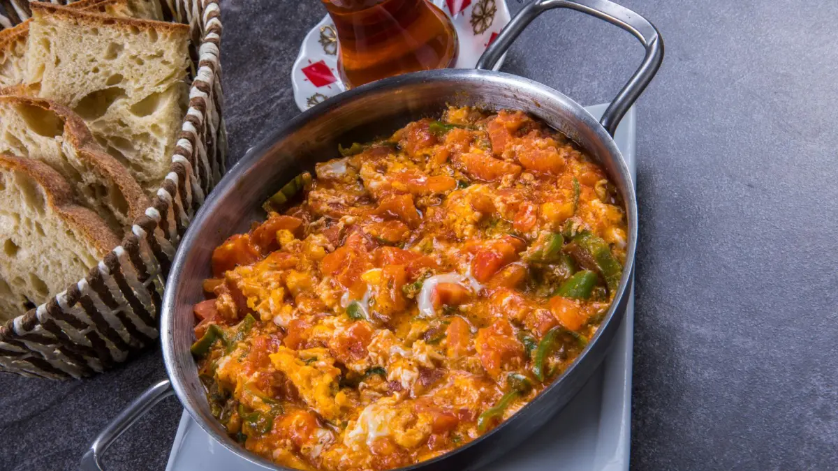 Menemen, Versi Telur Orak-Arik Ala Turki