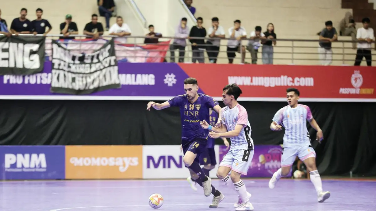 SAJIKAN LAGA SERU: Pemain Fafage Banua merayakan gol ke gawang Unggul FC pada laga PFL Series Malang putaran pertama. Hari ini Fafage Banua akan melawan Halus FC. 