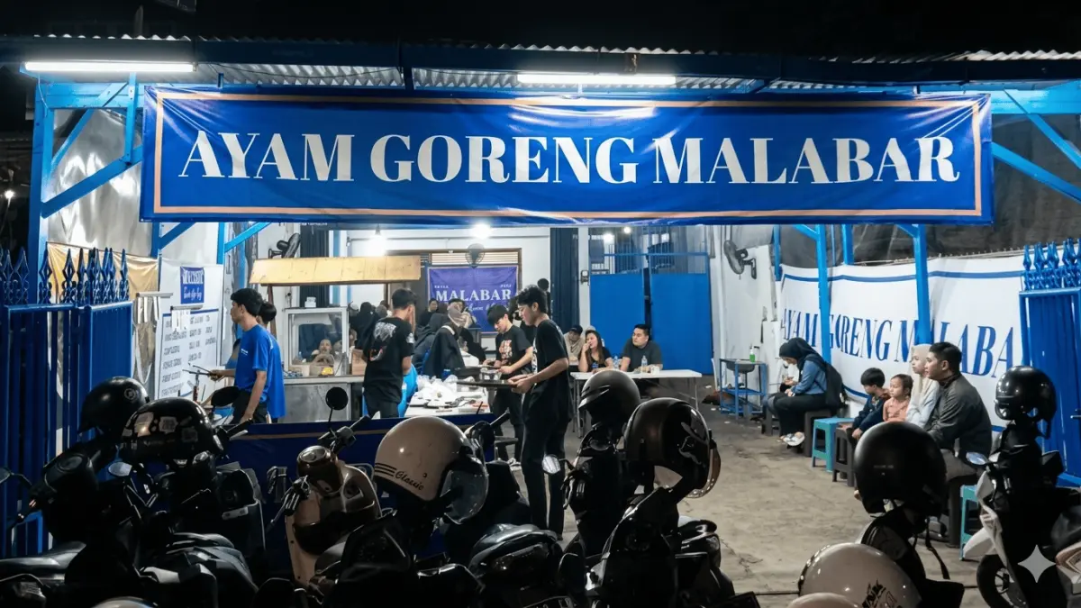 Potret dari depan warung makan ayam goreng malabar. (Ikhwan / Google Maps)