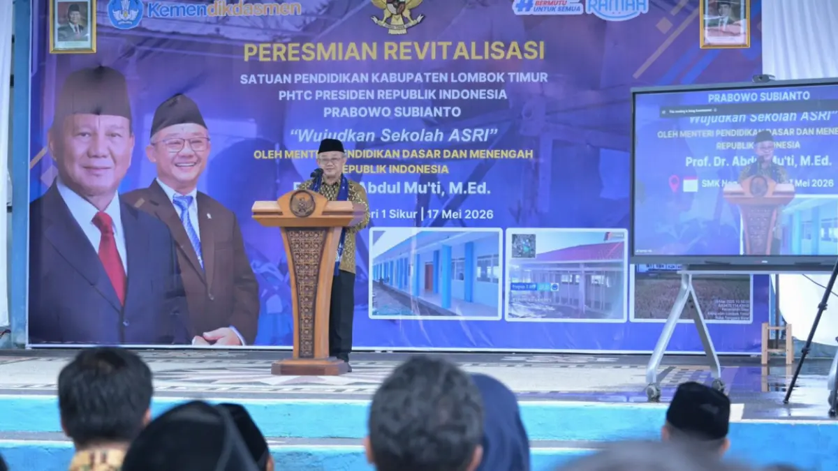 WUJUDKAN SEKOLAH ASRI: Kemendikdasmen terus menggalangkan program revitalisasi dan digitalisasi di penjuru negeri. (Dok. Kemendikdasmen)