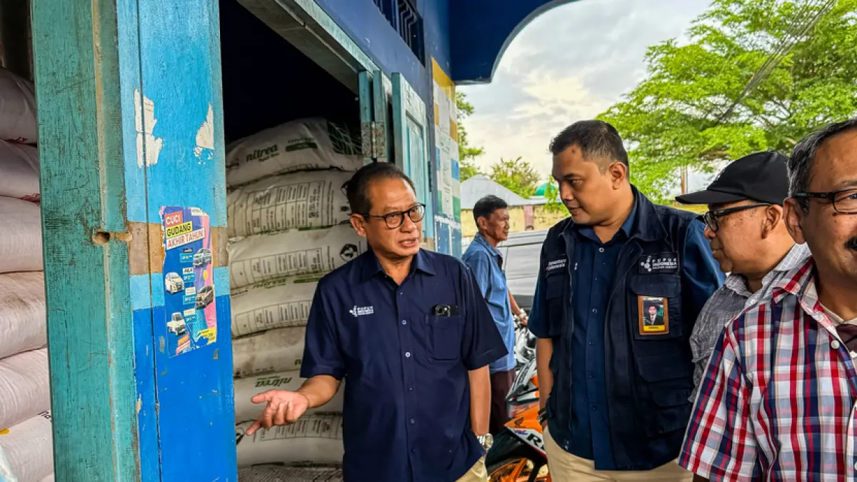 Kunjungan ini dipimpin Direktur Keuangan dan Umum Pupuk Kaltim Qomaruzzaman