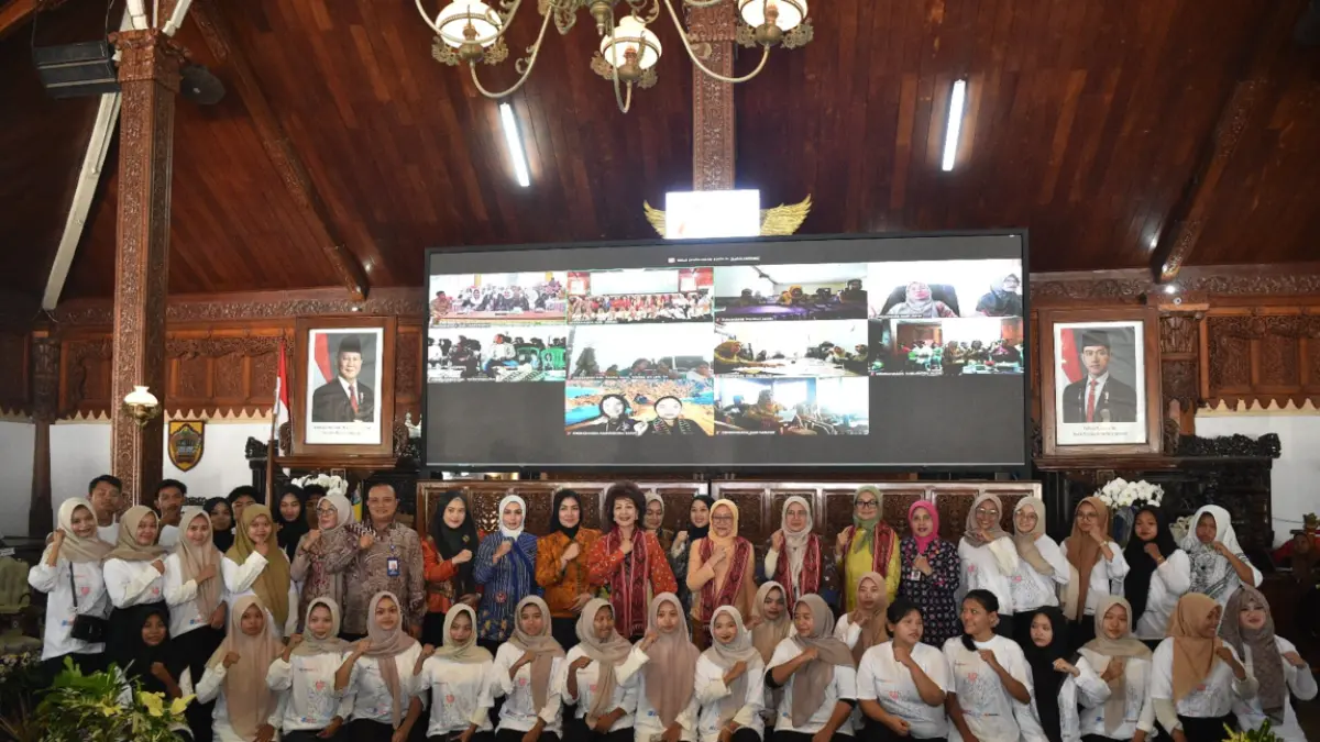 DONGKRAK GENERASI EMAS: Program PKW ditujukan oleh peserta didik yang tidak sekolah dan putus sekolah usia di bawah 25 tahun agar memiliki keterampilan dan kompetensi kerja. (Dok. Kemendikdasmen)