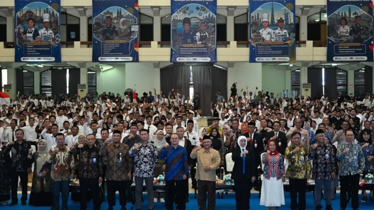 DUKUNG PENDIDIKAN VOKASI: Program 3+1 pastikan lulusan SMK perkuat kompetensi mereka di kancah global. (Dok. Kemendikdasmen)