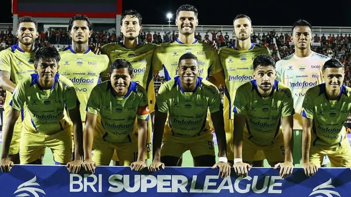 Persib Bandung mengimbau suporter Persijap Jepara untuk tidak hadir di Stadion Gelora Bandung Lautan Api pada laga pekan ke-34 BRI Super League 2025/2026. (Instagram @persib)