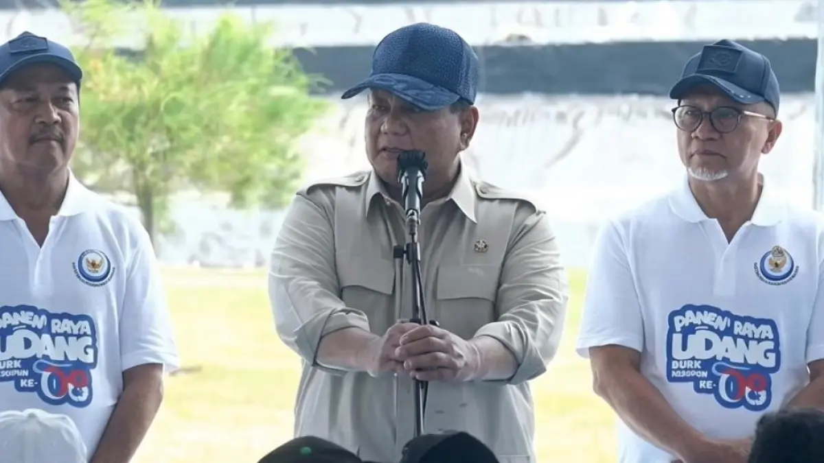 Prabowo dalam acara Panen Raya Udang di Tambak Budidaya Udang Berbasis Kawasan (BUBK), Kebumen, Jawa Tengah. (Sumber: Istimewa).