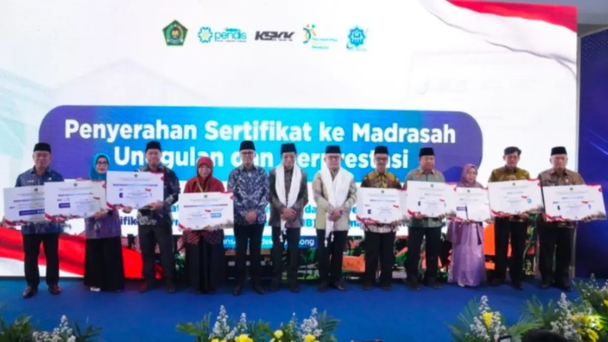 UNGGUL: MAN 2 Kota Malang berhasil meraih empat penghargaan sekaligus pada ajang apresiasi Madrasah Unggulan dan Berprestasi.