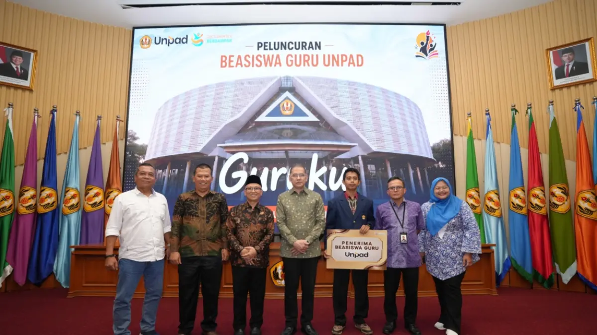 INVESTASI PENDIDIKAN: Program beasiswa “Guru"Guruku: Guru Unggul Raih Kualitas" menjadi komitmen pemerintah untuk meningkatkan kompetensi pendidik di Indonesia. (Dok. Kemendikdasmen)