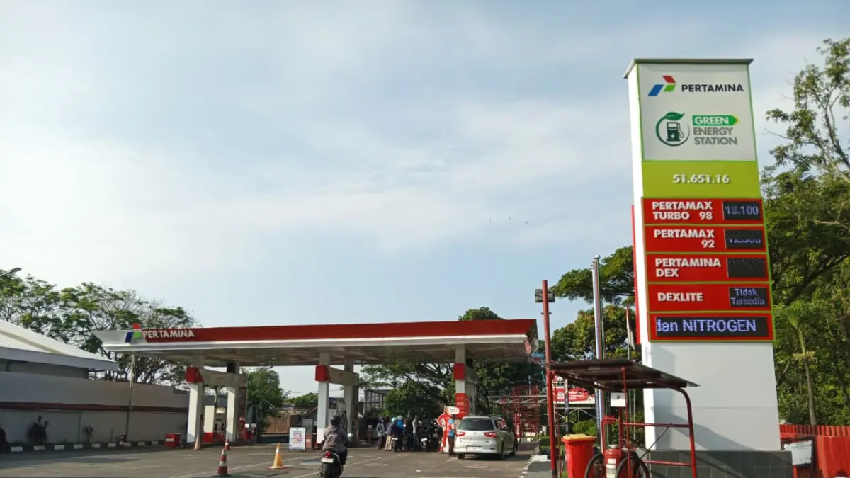 Suasana SPBU di Wilayah Jalan Raya Langsep, Malang. (Sumber: Satya Eka Pangestu)