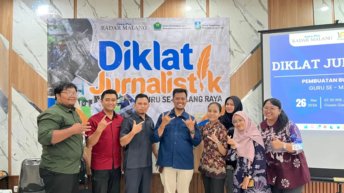 SEMANGAT: Para peserta antusias mengikuti diklat yang diadakan Jawa Pos Radar Malang.