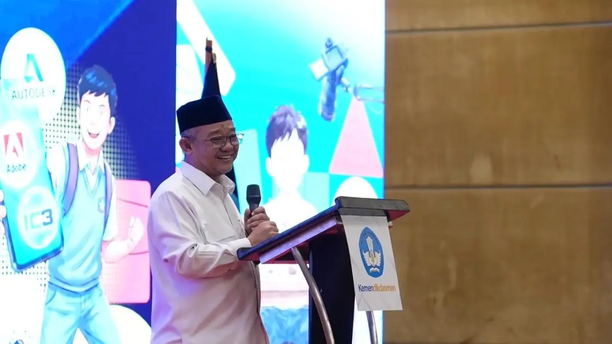 WAJIB KUASAI 4C: Mendikdasmen Abdu Mu’ti tegaskan siswa SMK wajib kuasa soft skills untuk bersaing di kancah global. (Dok. Kemendikdasmen)
